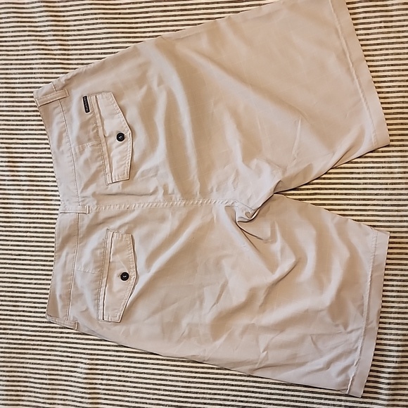 Quiksilver Men's Dry Flight Shorts - Size 32 - Picture 2 of 4